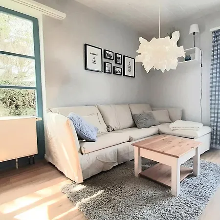 Appartamento Fewo Moewe Mit Sauna In Hafennaehe Breege
