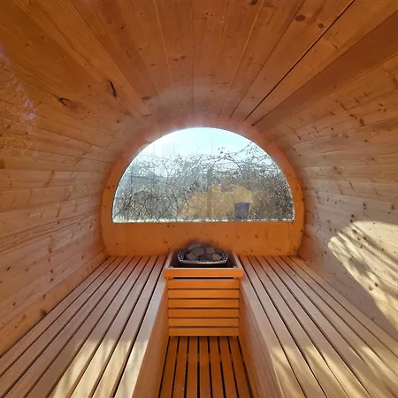 Fewo Moewe Mit Sauna In Hafennaehe